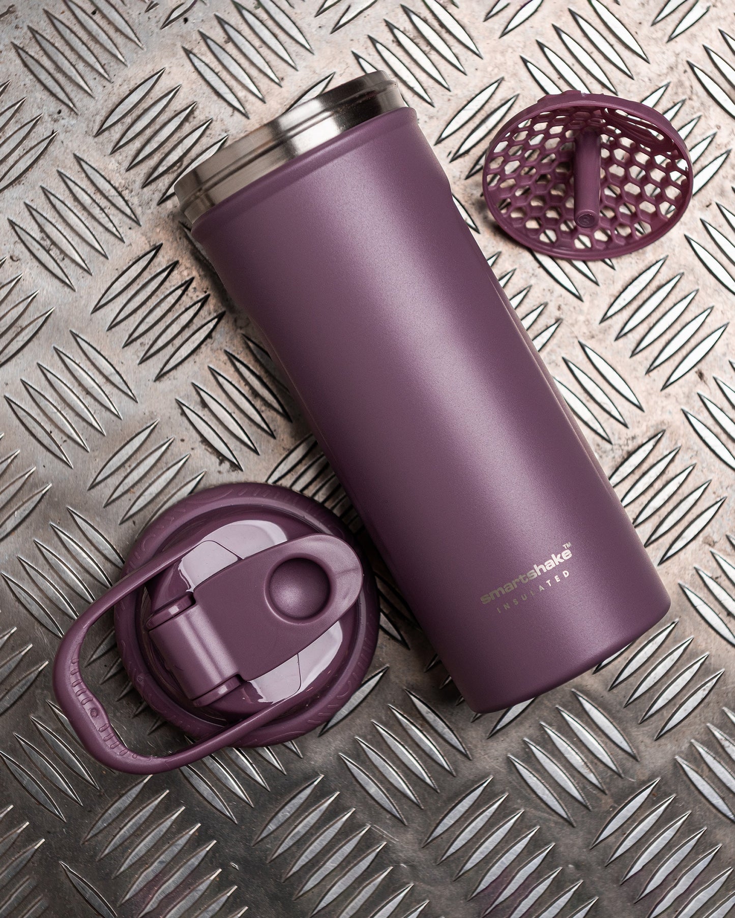 insulated-steel-shaker-dusty-plum-l3 Smartshake_Insulated_Steel_Dusty_Plum_Lifestyle.jpg