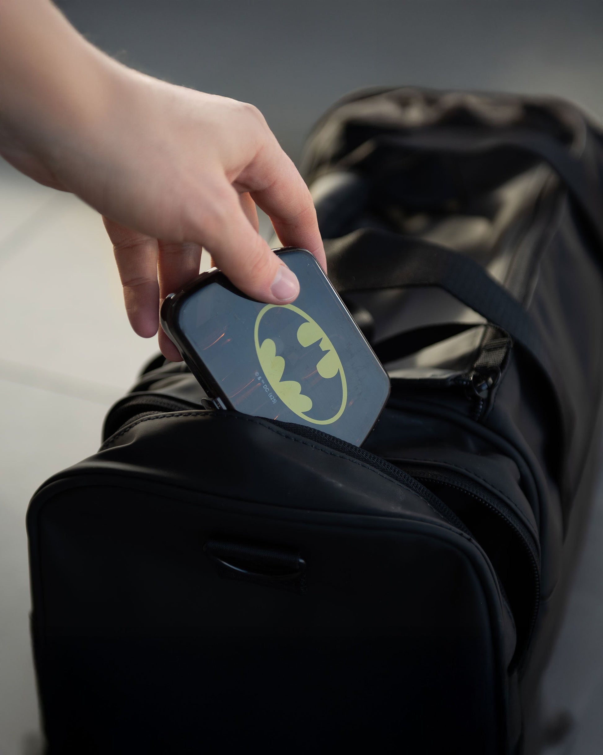 pill-box-7-days-organizer-batman-h7 Smartshake_7-days-PillBox_Organizer_Batman-lifestyle.jpg