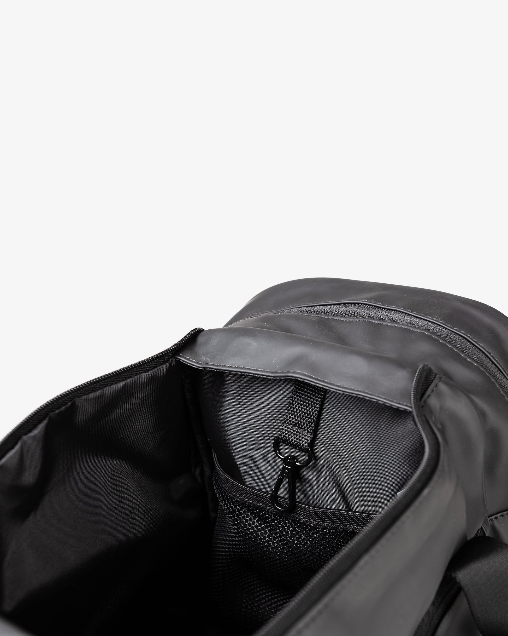 gym-bag-black-a1 Smartshake_GymBag_Black_detail.jpg