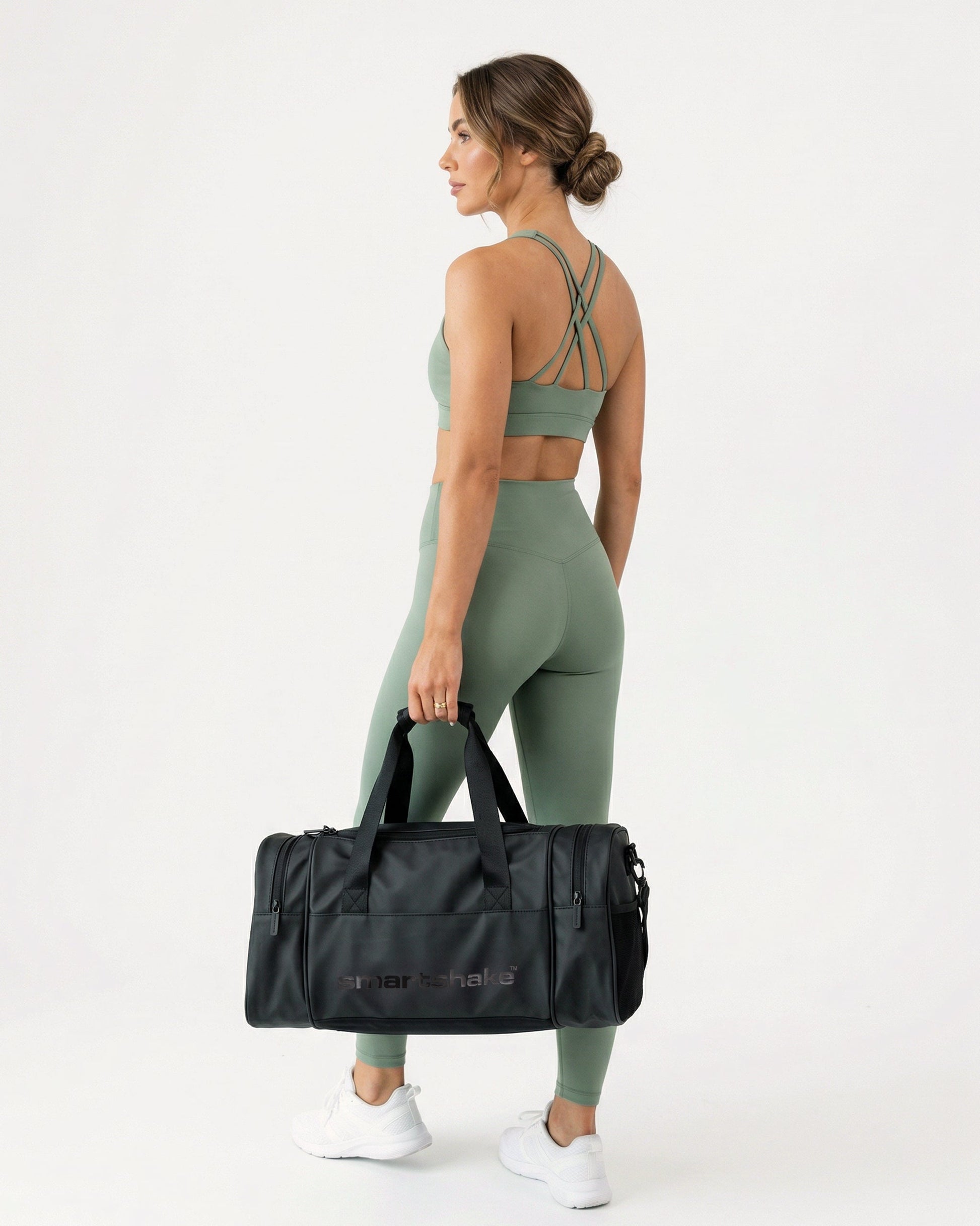 gym-bag-black-a1 Smartshake_GymBag_Black_lifestyle4_39cb3c06-8267-4a3c-8ba4-17ffef457cbf.jpg