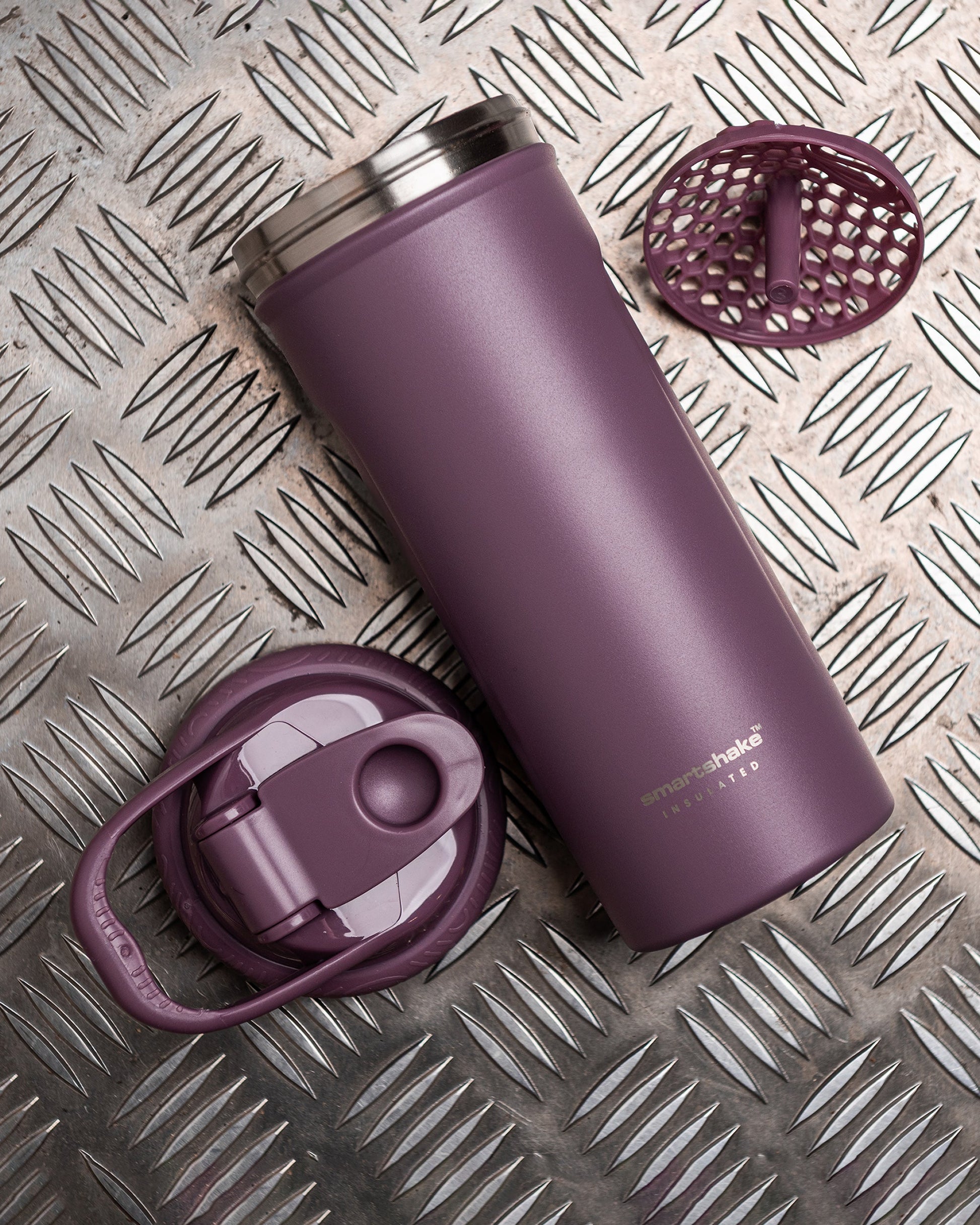 insulated-steel-shaker-dusty-plum-l3 Smartshake_Insulated_Steel_Dusty_Plum_Lifestyle.jpg