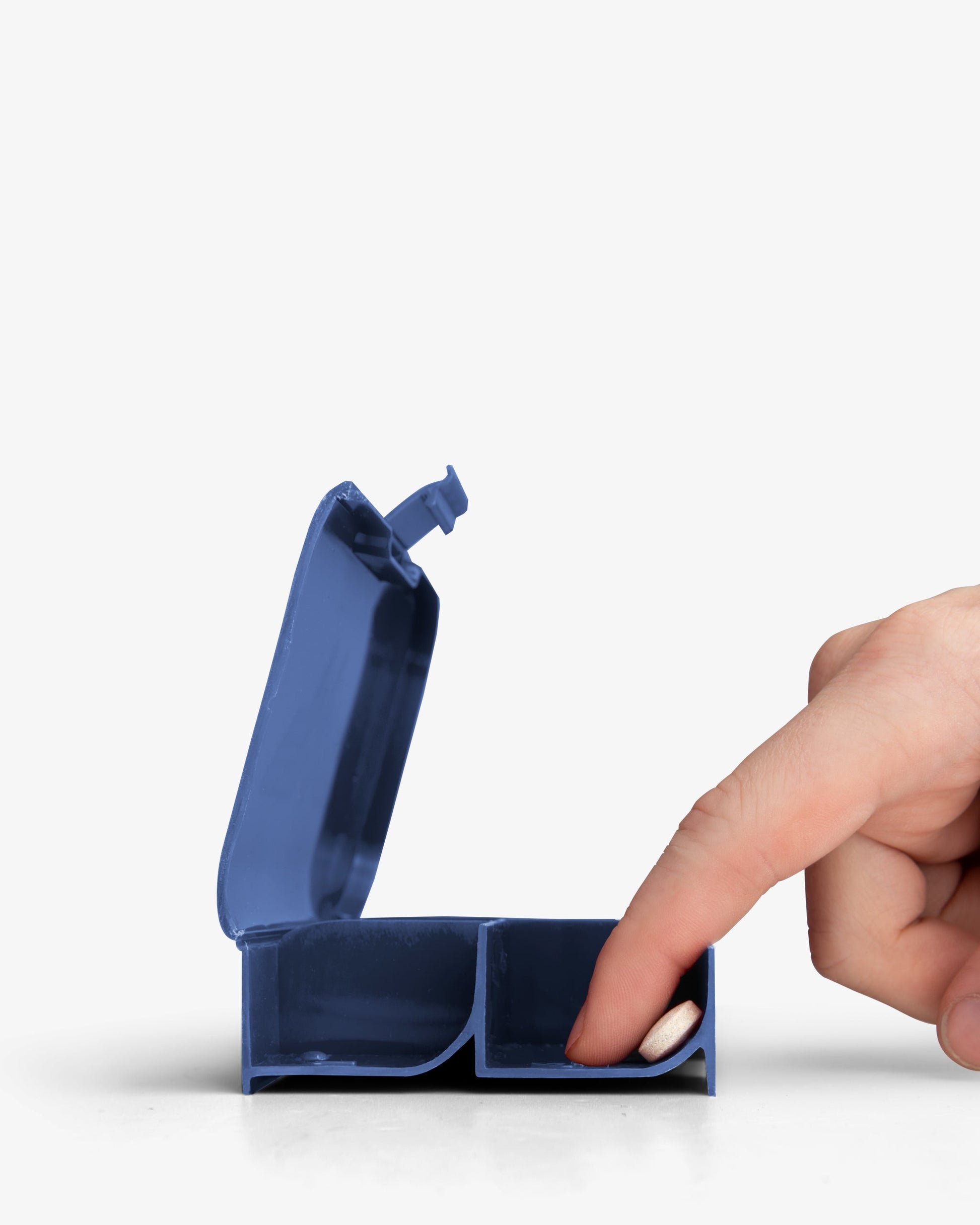 pill-box-organizer-superman-m2 Smartshake_PillBox_Organizer_Superman_curved_pillbox.jpg