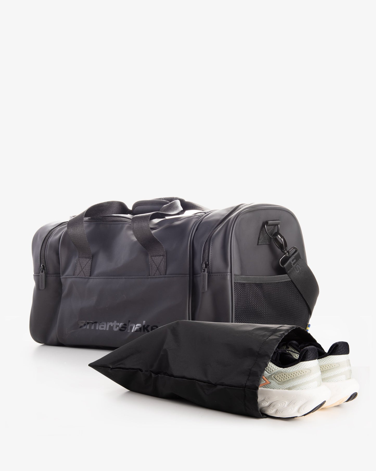 gym-bag-black-a1 Smartshake_gym_bag_Black_unassamled_24a00c8d-f290-45f6-bb42-151f345784ff.jpg