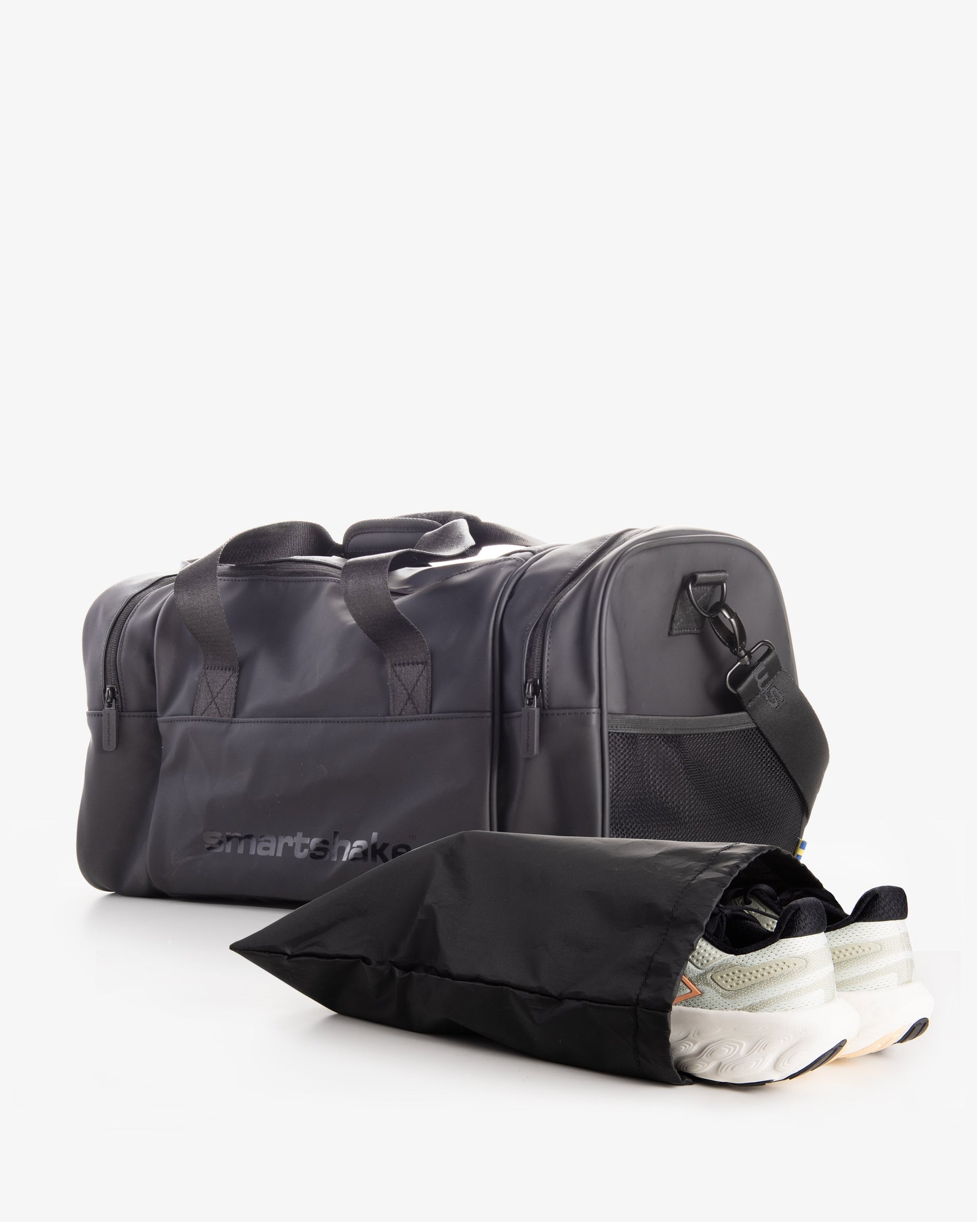 gym-bag-black-a1 Smartshake_gym_bag_Black_unassamled_24a00c8d-f290-45f6-bb42-151f345784ff.jpg