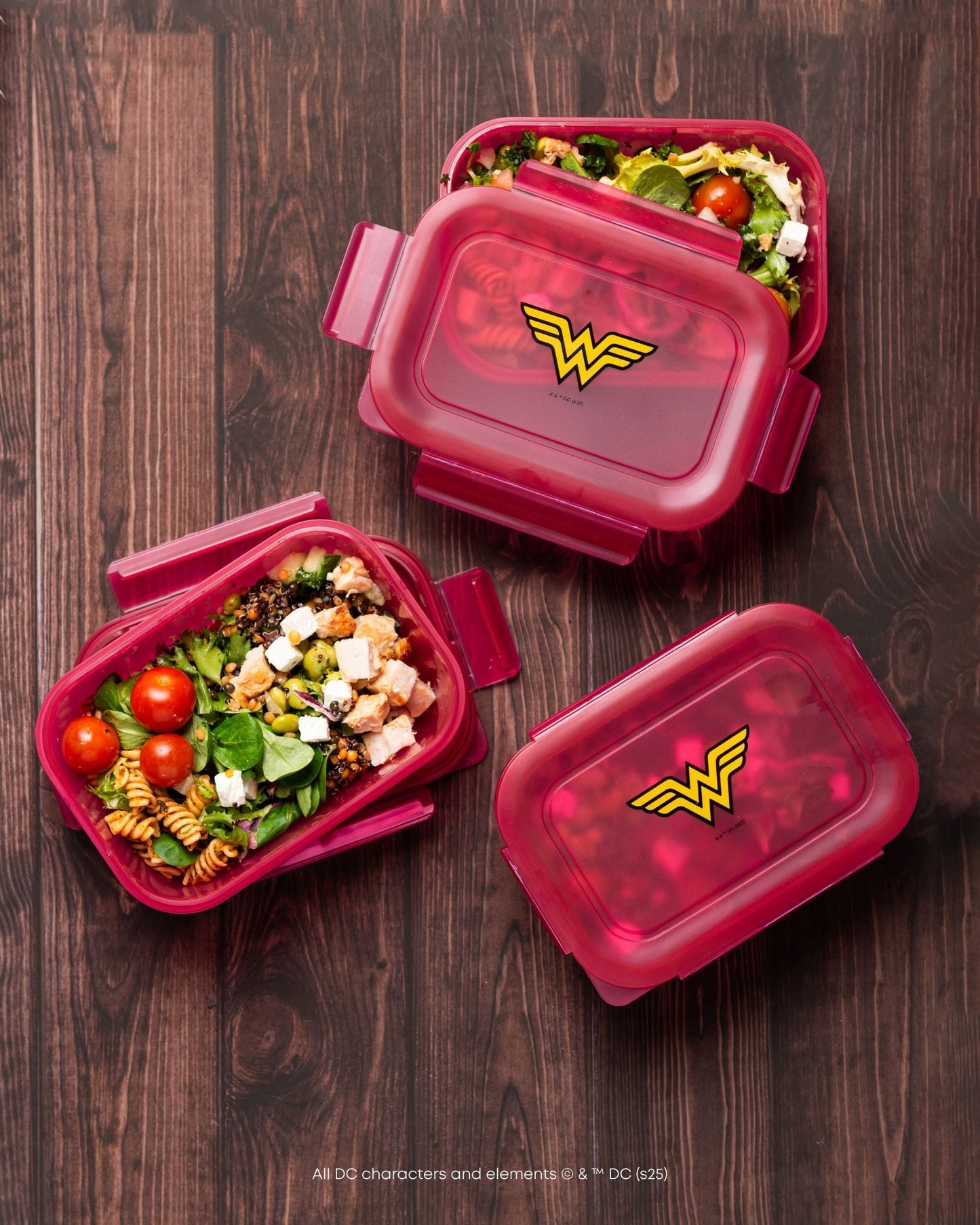 food-storage-container-wonder-woman-l0 WonderWoman_lifestyle.jpg